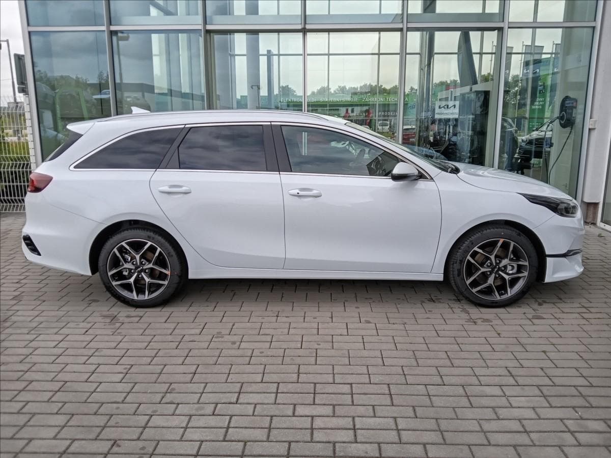 2025 Kia CEE'D - 5