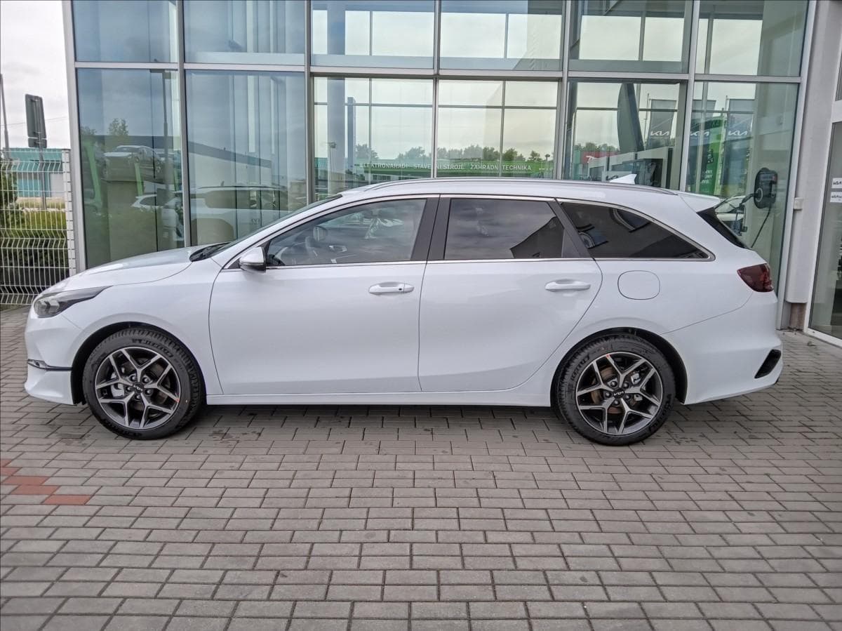 2025 Kia CEE'D - 2