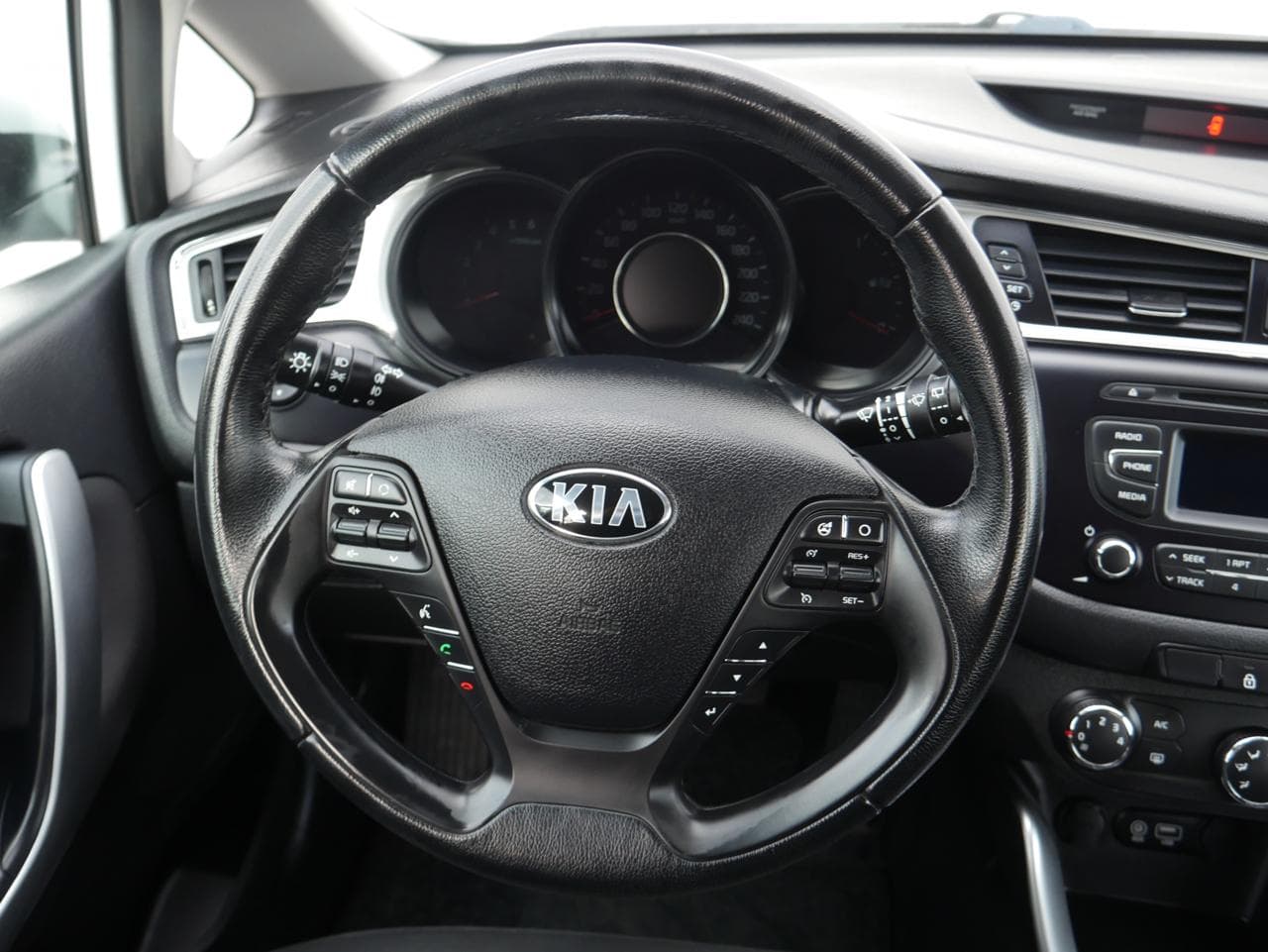2016 Kia CEE'D - 13
