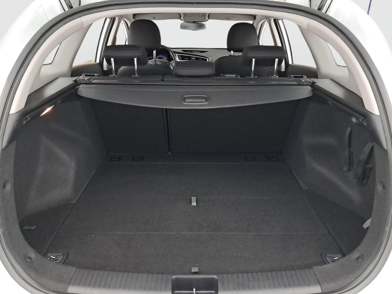 2017 Kia CEE'D - 19