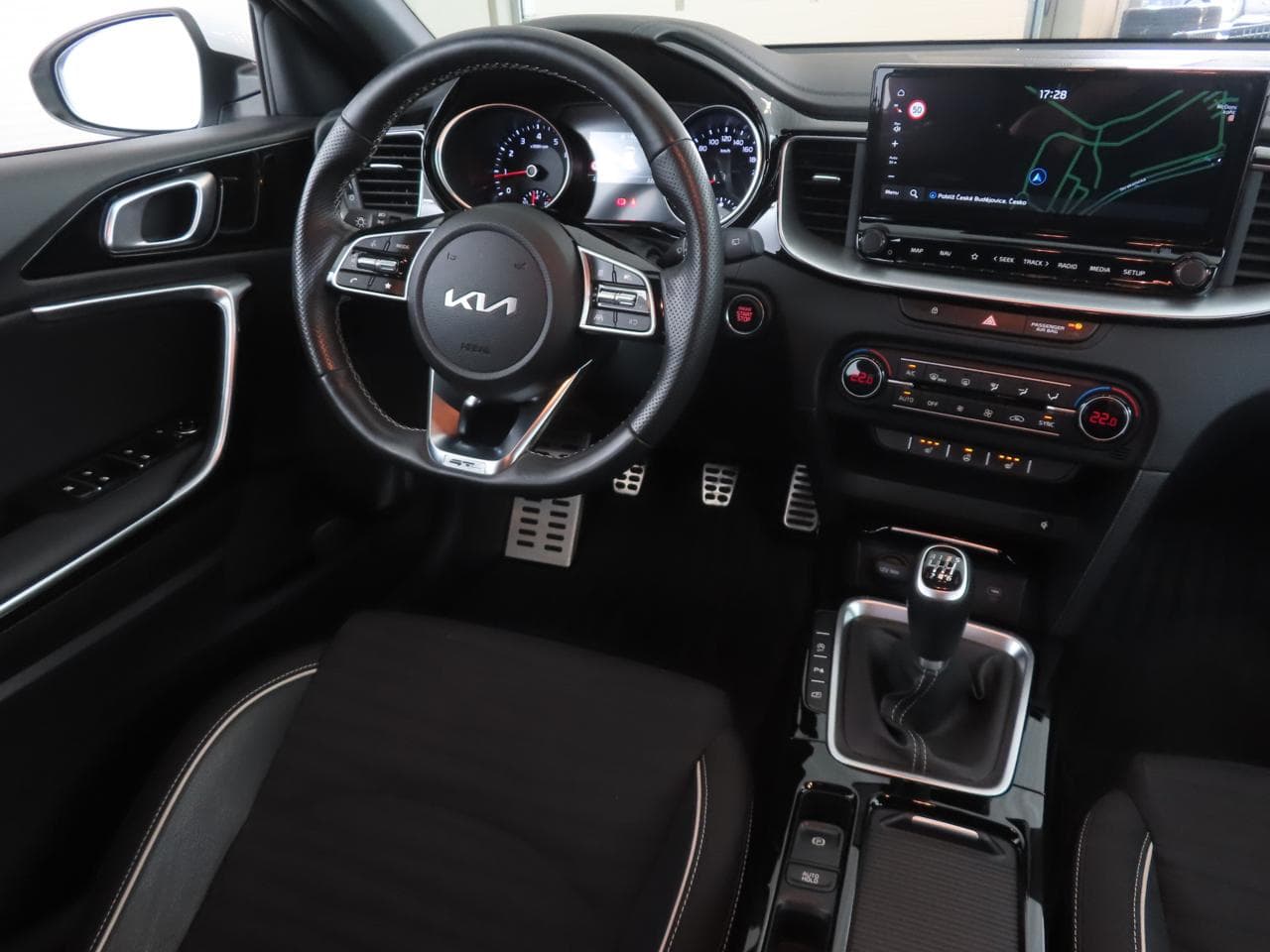 2025 Kia CEE'D - 9