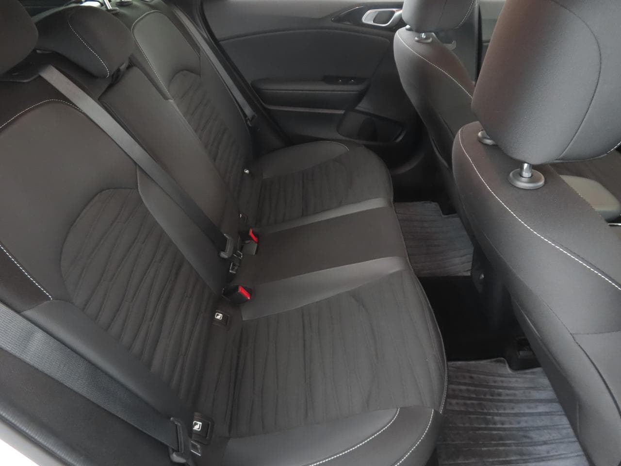 2025 Kia CEE'D - 13