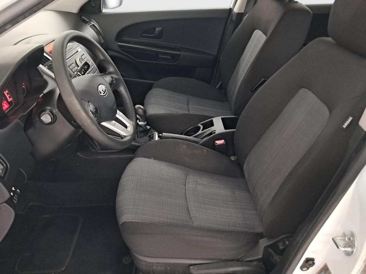 2011 Kia CEE'D - 16
