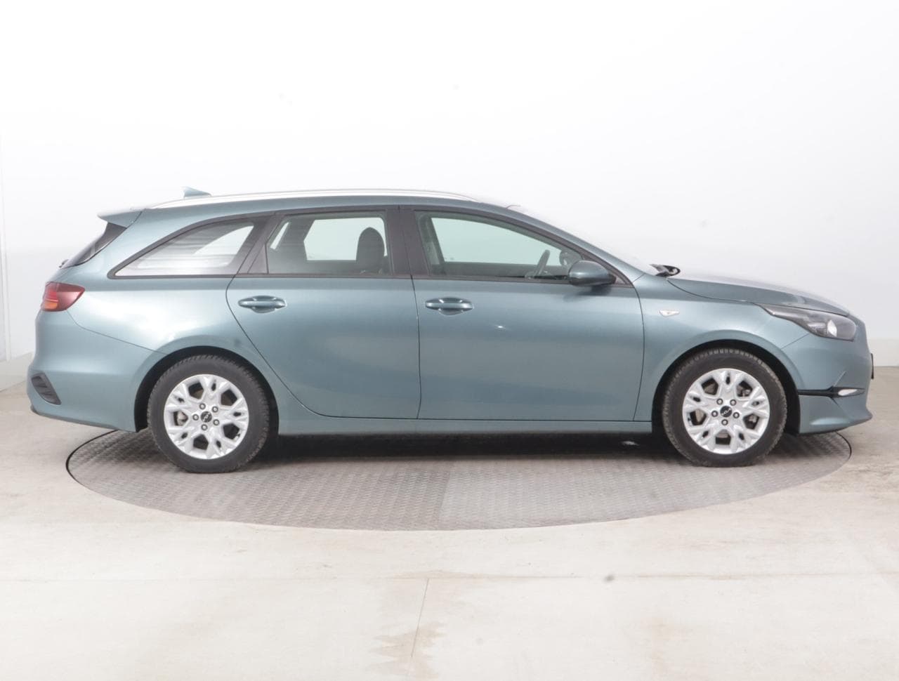 2023 Kia CEE'D - 8