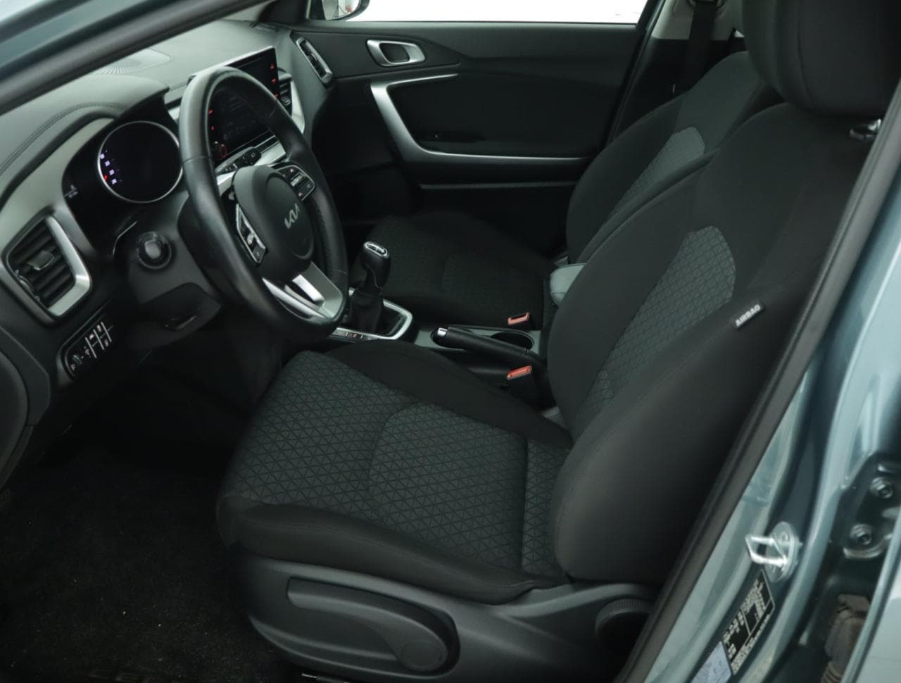 2023 Kia CEE'D - 16