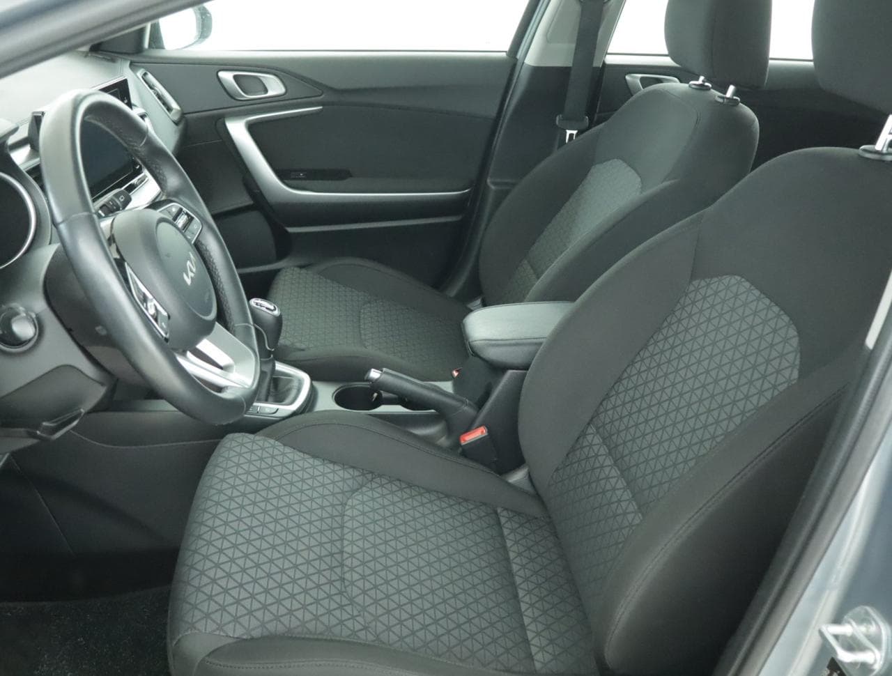 2023 Kia CEE'D - 16