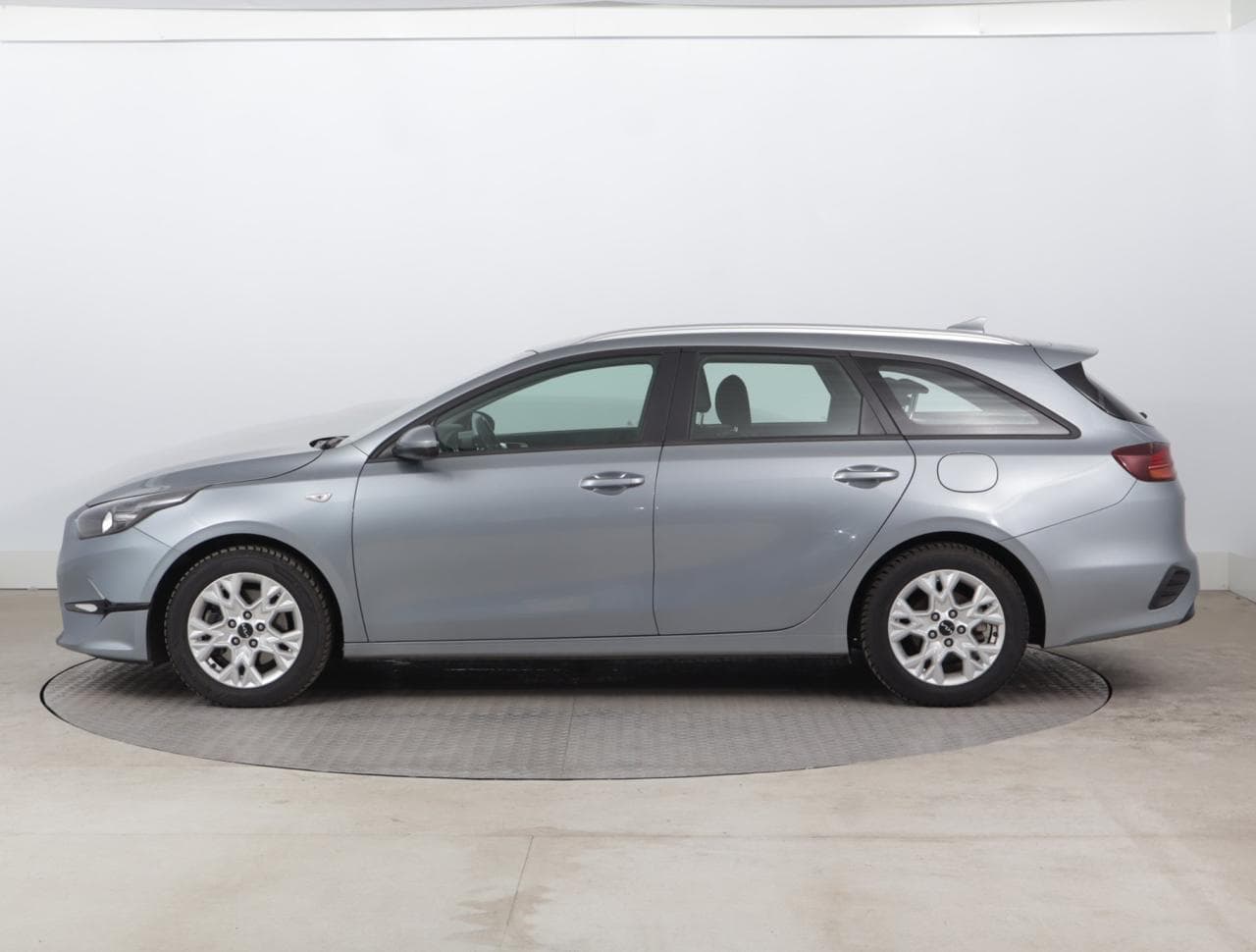 2023 Kia CEE'D - 4