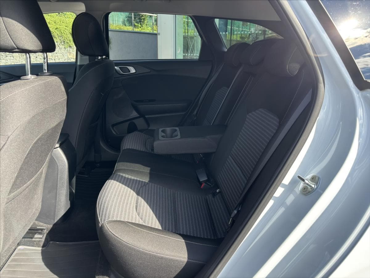 2023 Kia CEE'D - 12