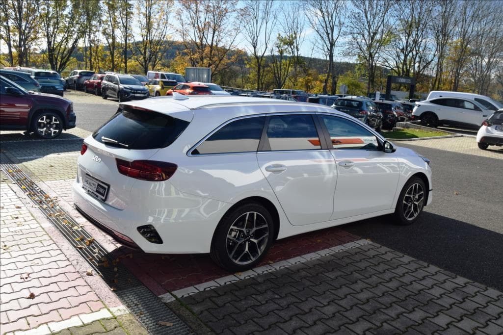 2025 Kia CEE'D - 3