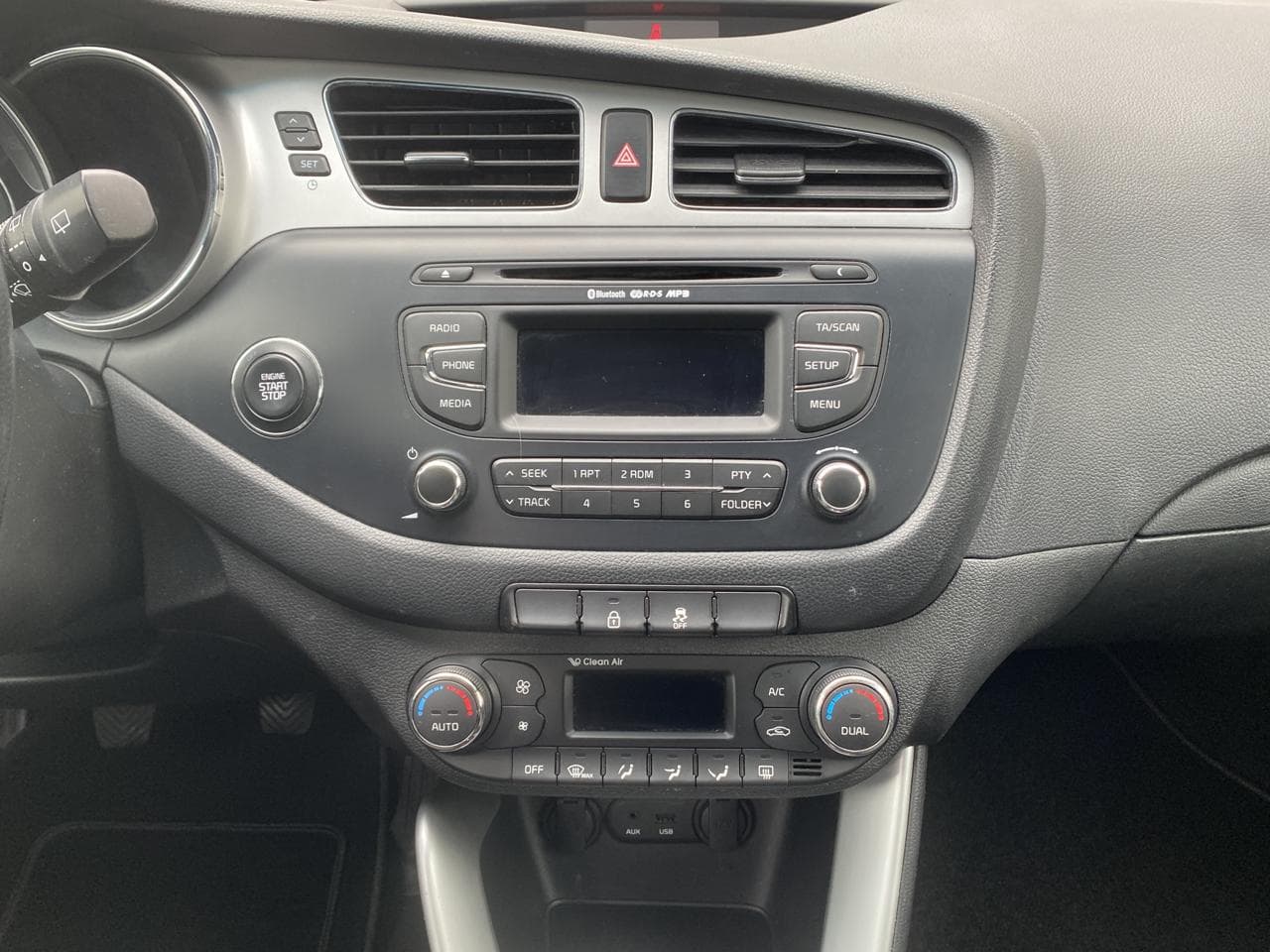 2013 Kia CEE'D - 12