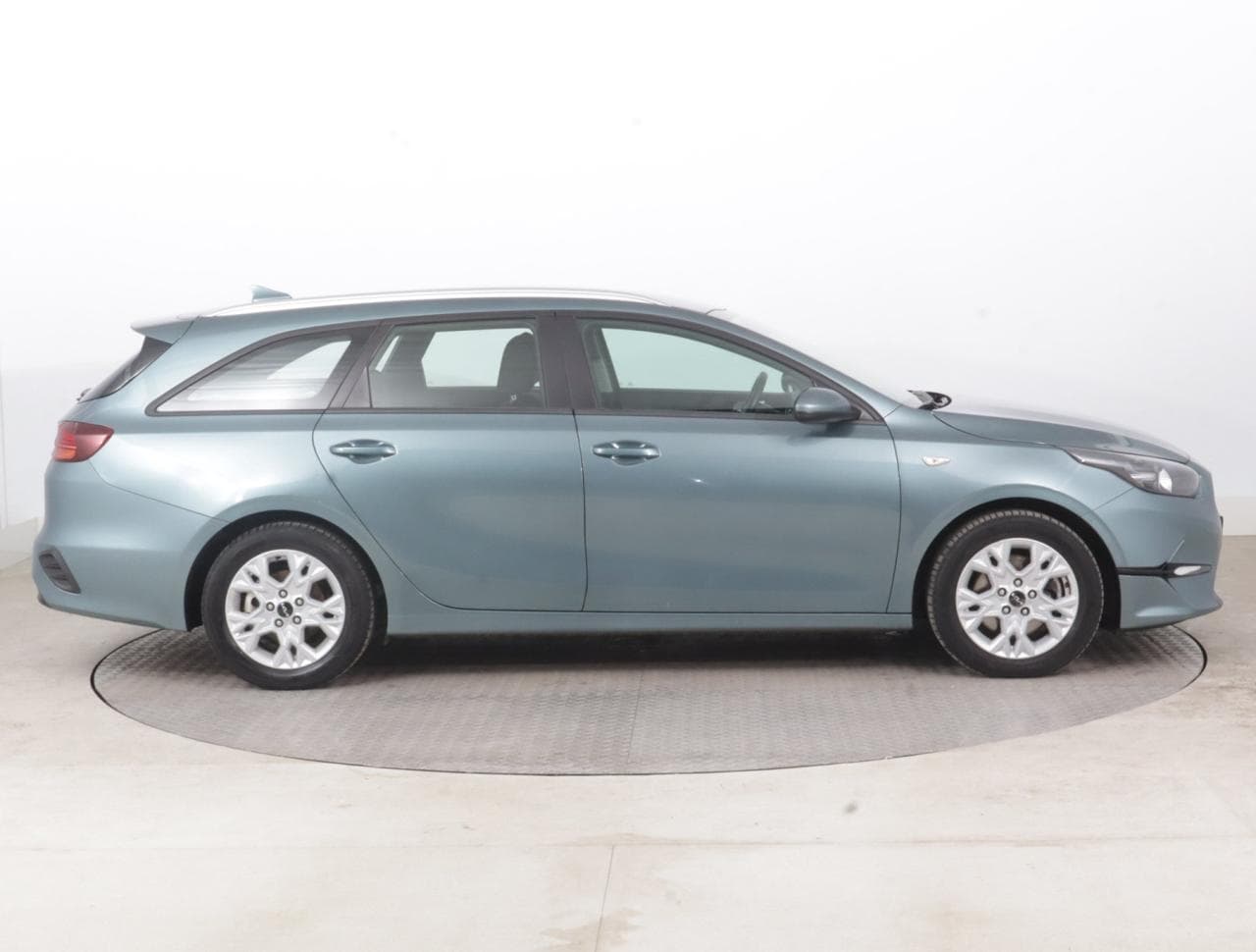 2023 Kia CEE'D - 8