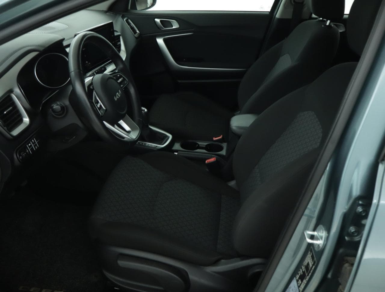 2023 Kia CEE'D - 16