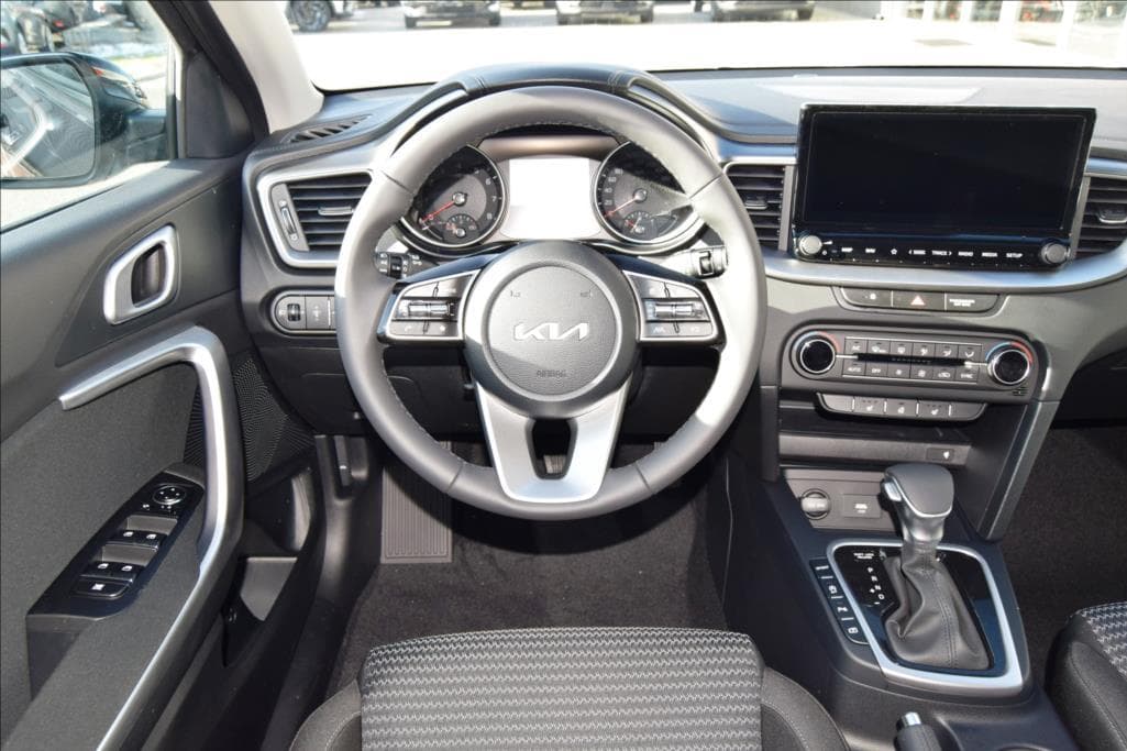 2025 Kia CEE'D - 6