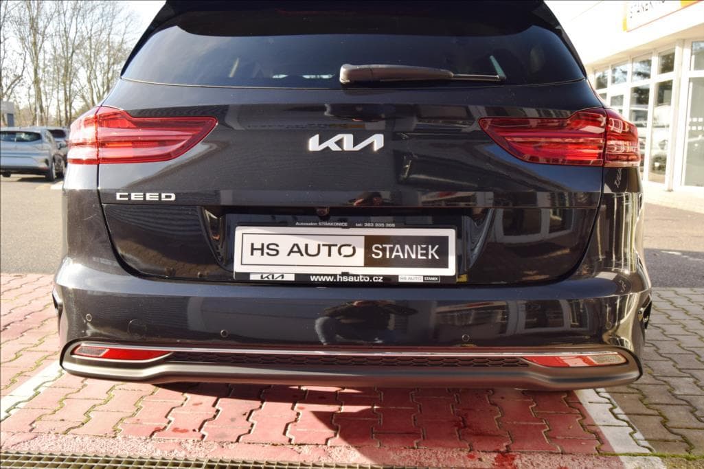 2025 Kia CEE'D - 14