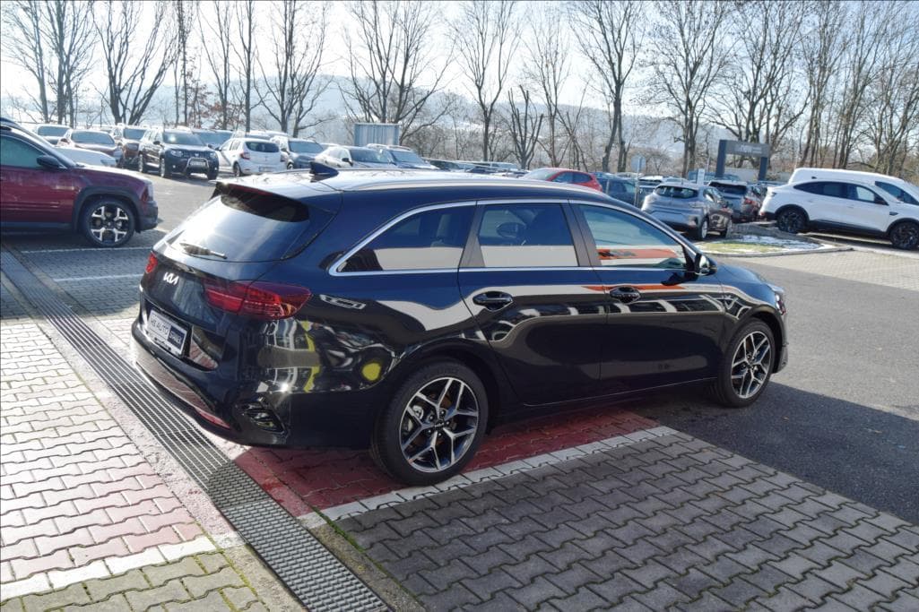 2025 Kia CEE'D - 3