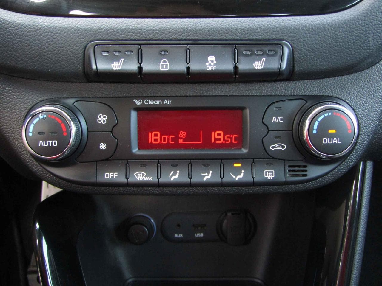 2012 Kia CEE'D - 14