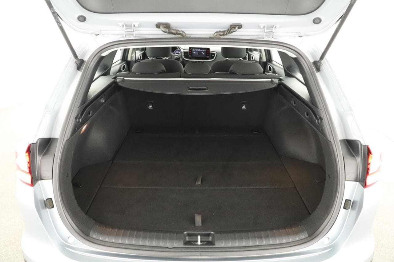 2023 Kia CEE'D - 18