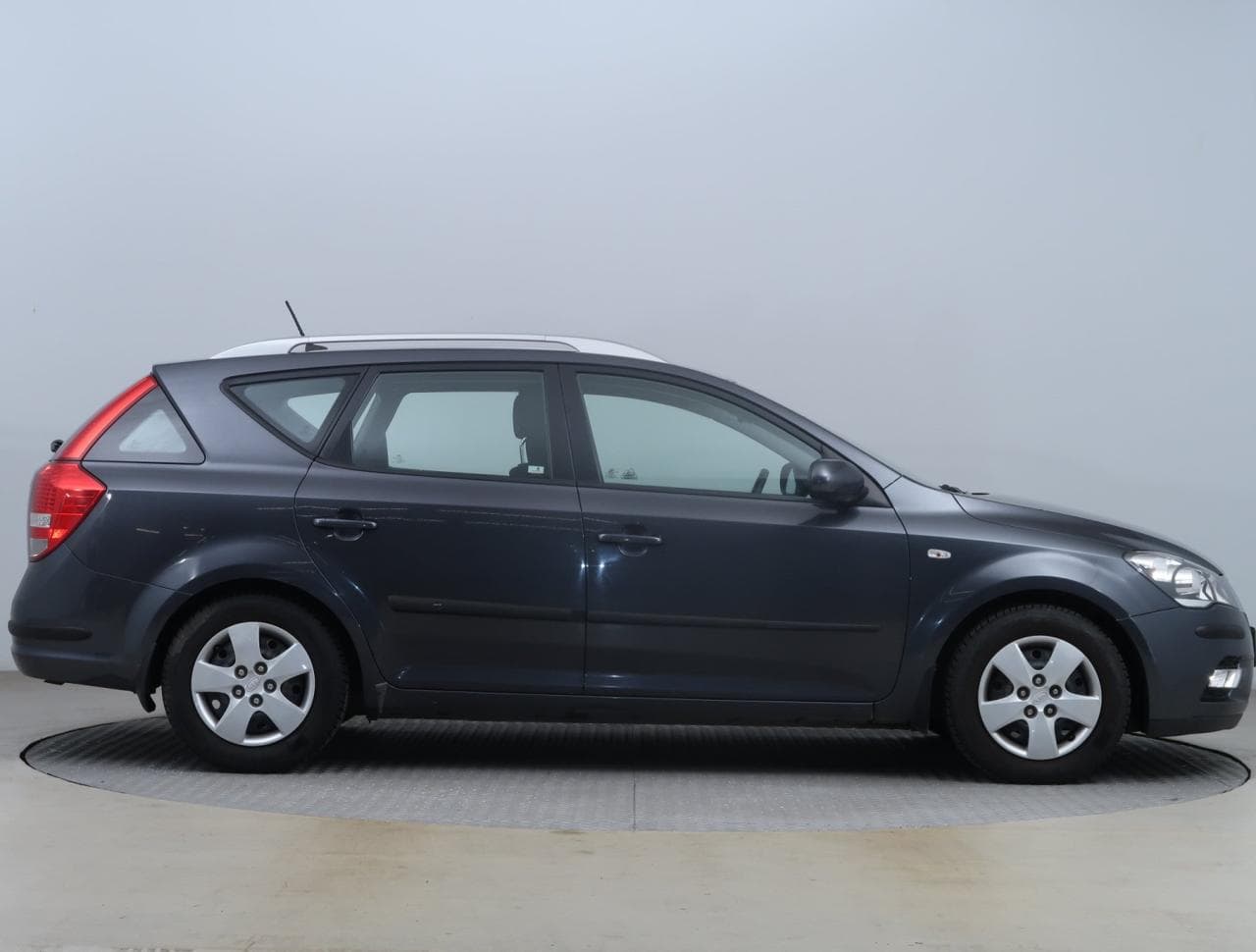 2010 Kia CEE'D - 8
