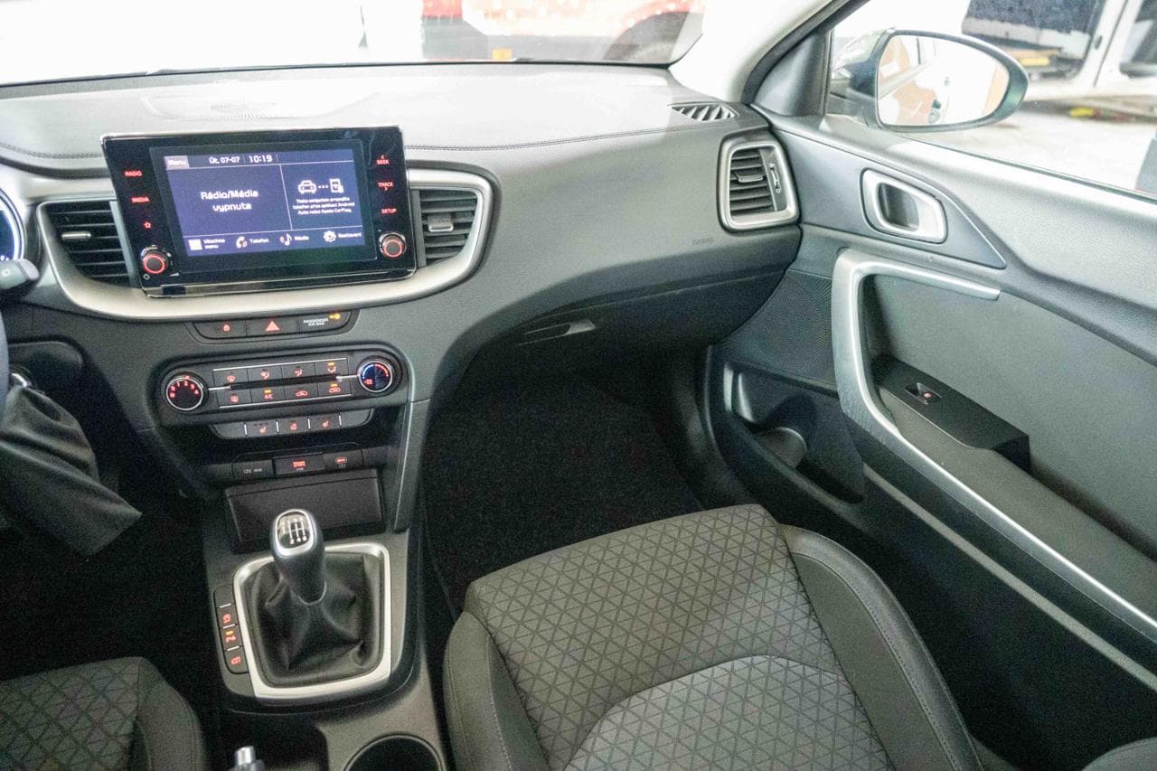 2023 Kia CEE'D - 11
