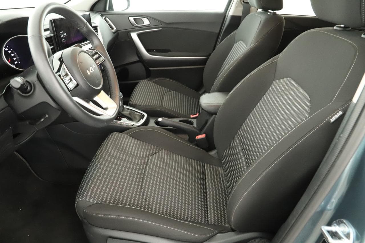 2025 Kia CEE'D - 13