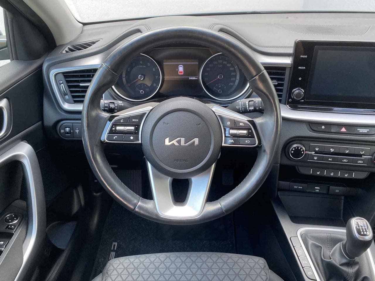 2022 Kia CEE'D - 11