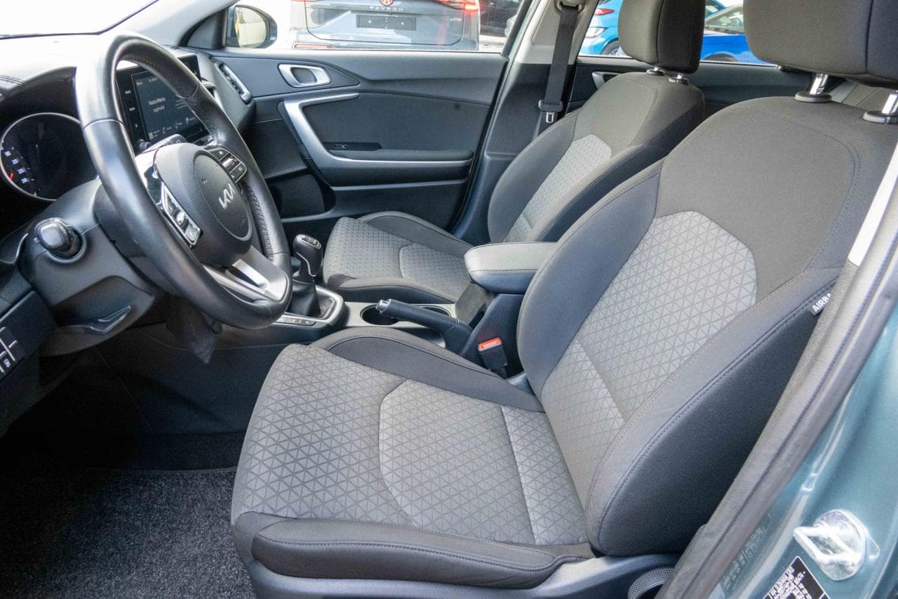2023 Kia CEE'D - 16