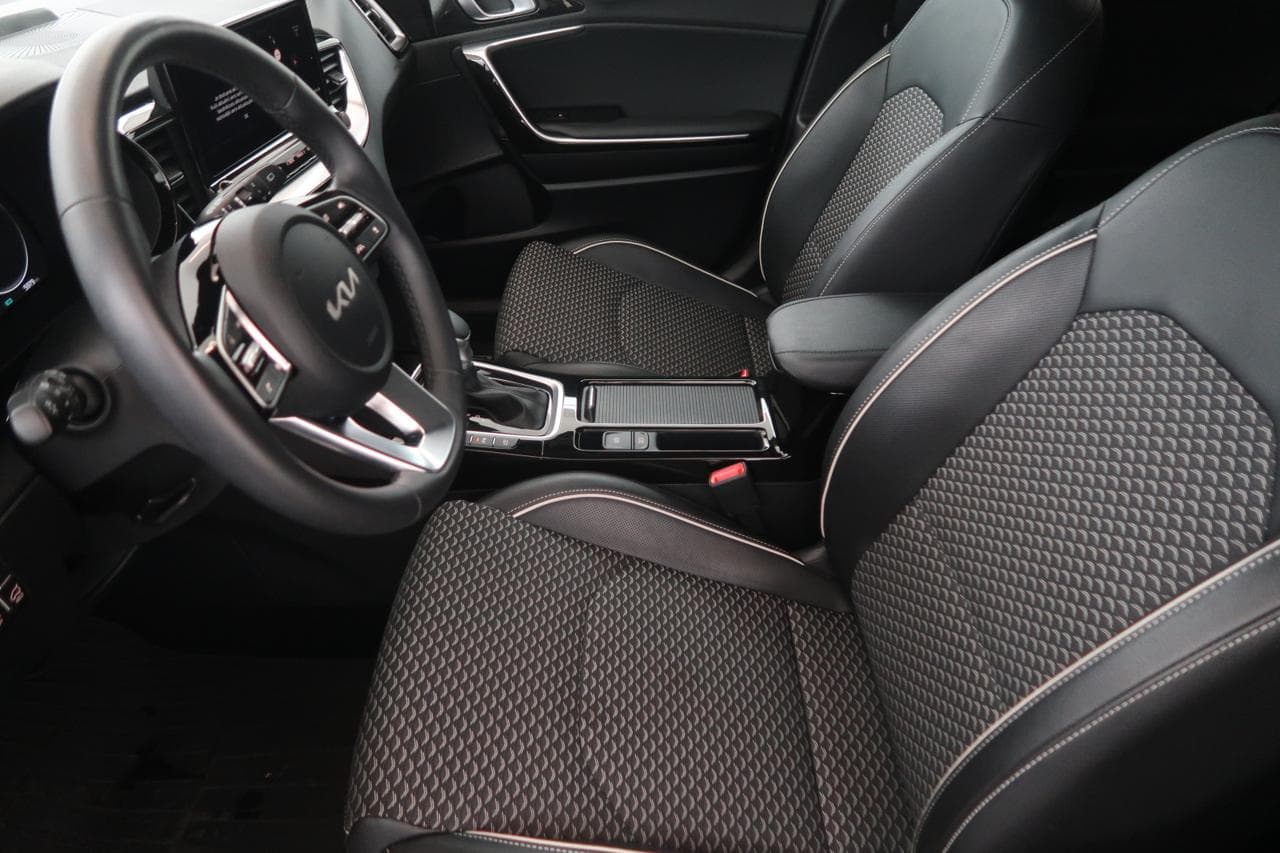 2025 Kia CEE'D - 16