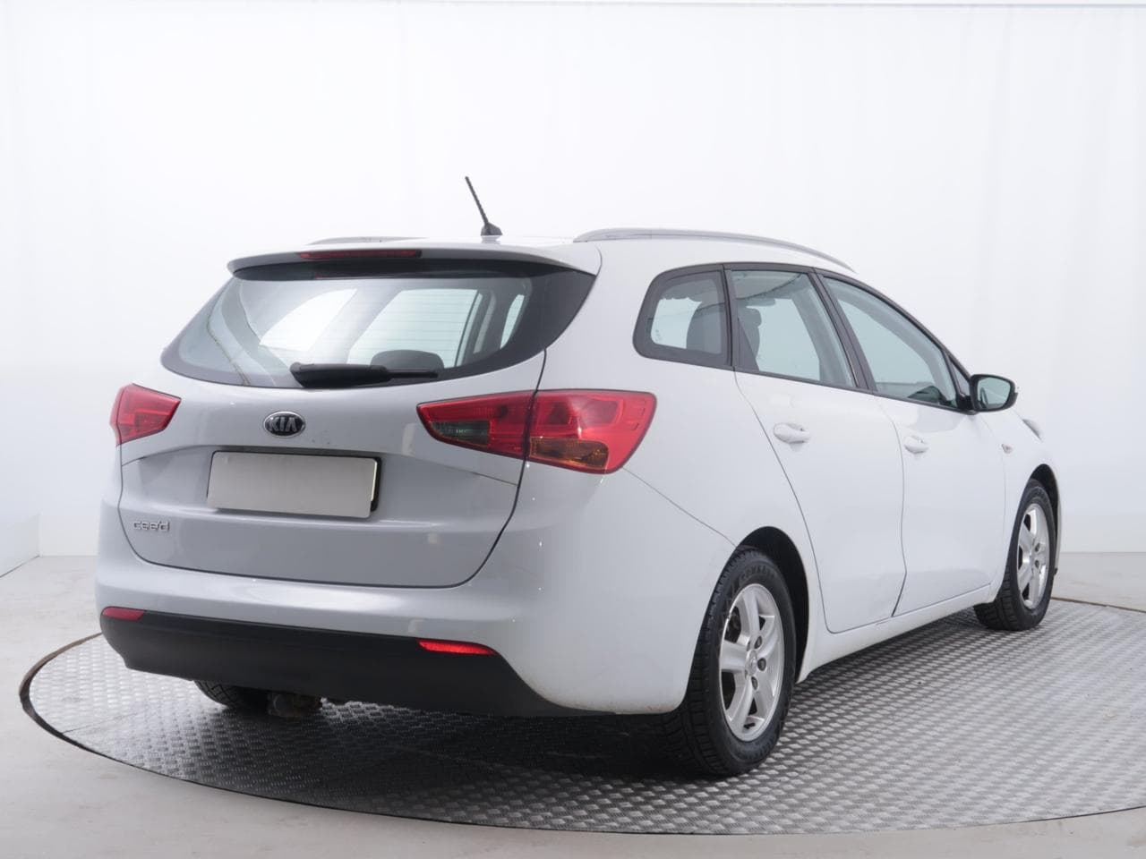 2013 Kia CEE'D - 7