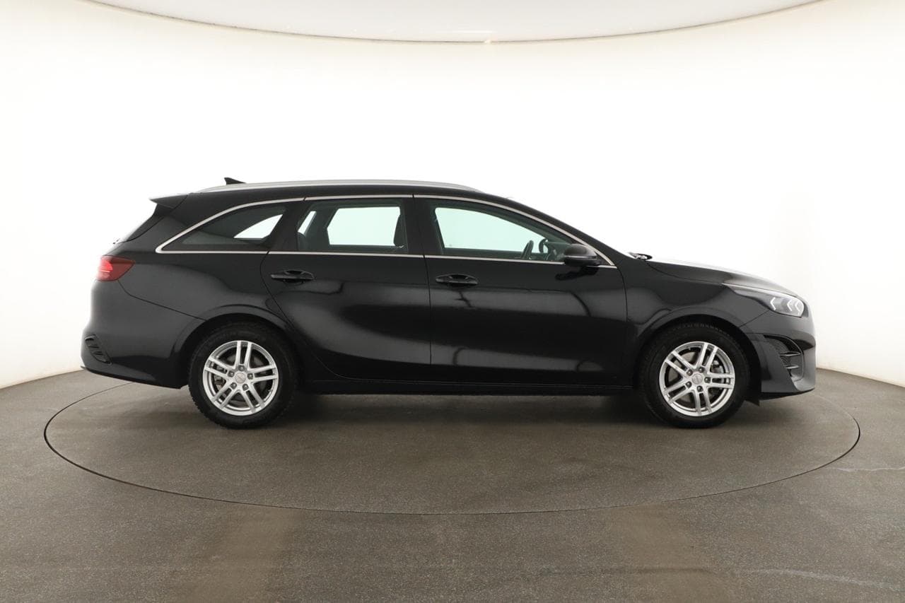 2022 Kia CEE'D - 8