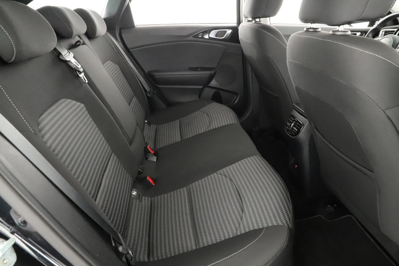 2022 Kia CEE'D - 11