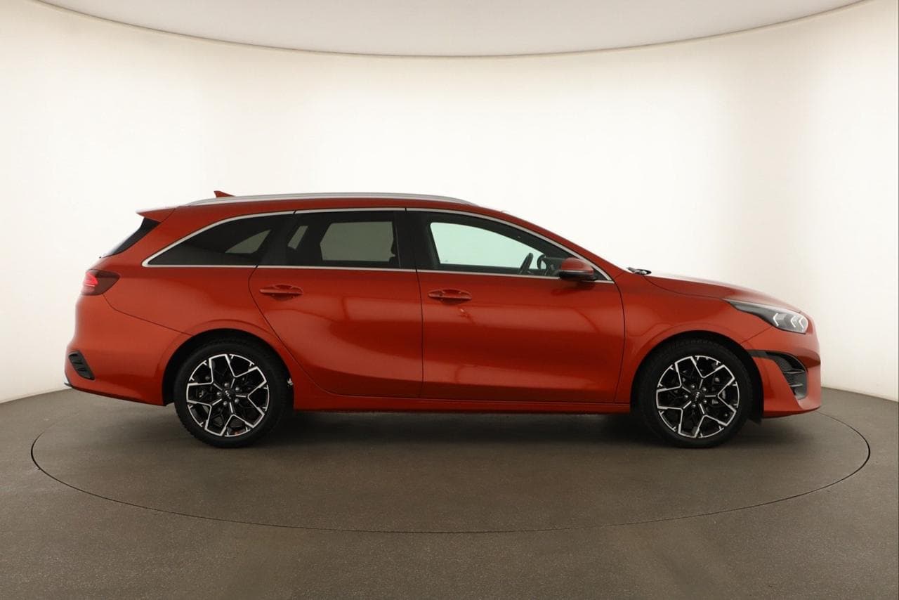 2023 Kia CEE'D - 8