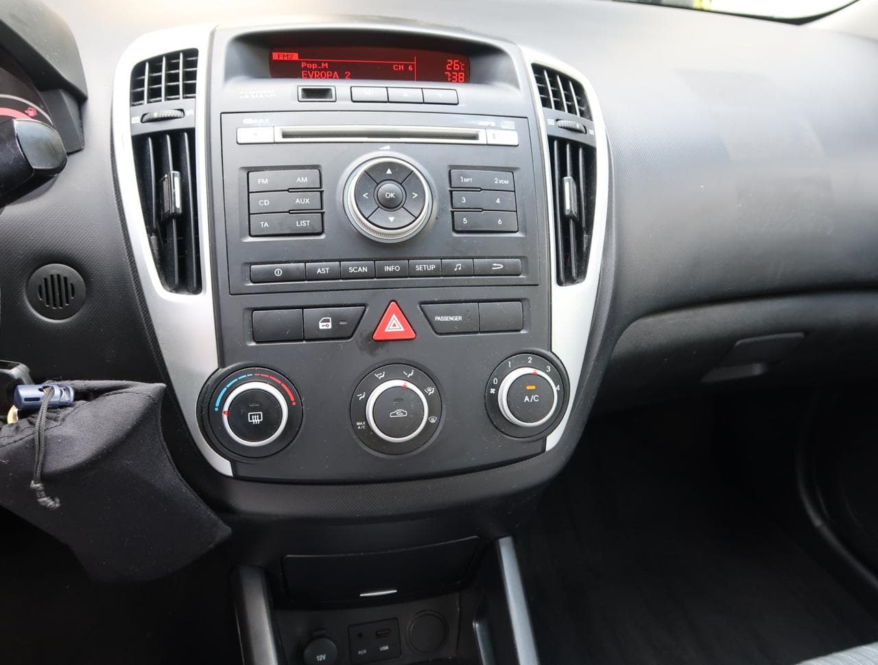 2011 Kia CEE'D - 18