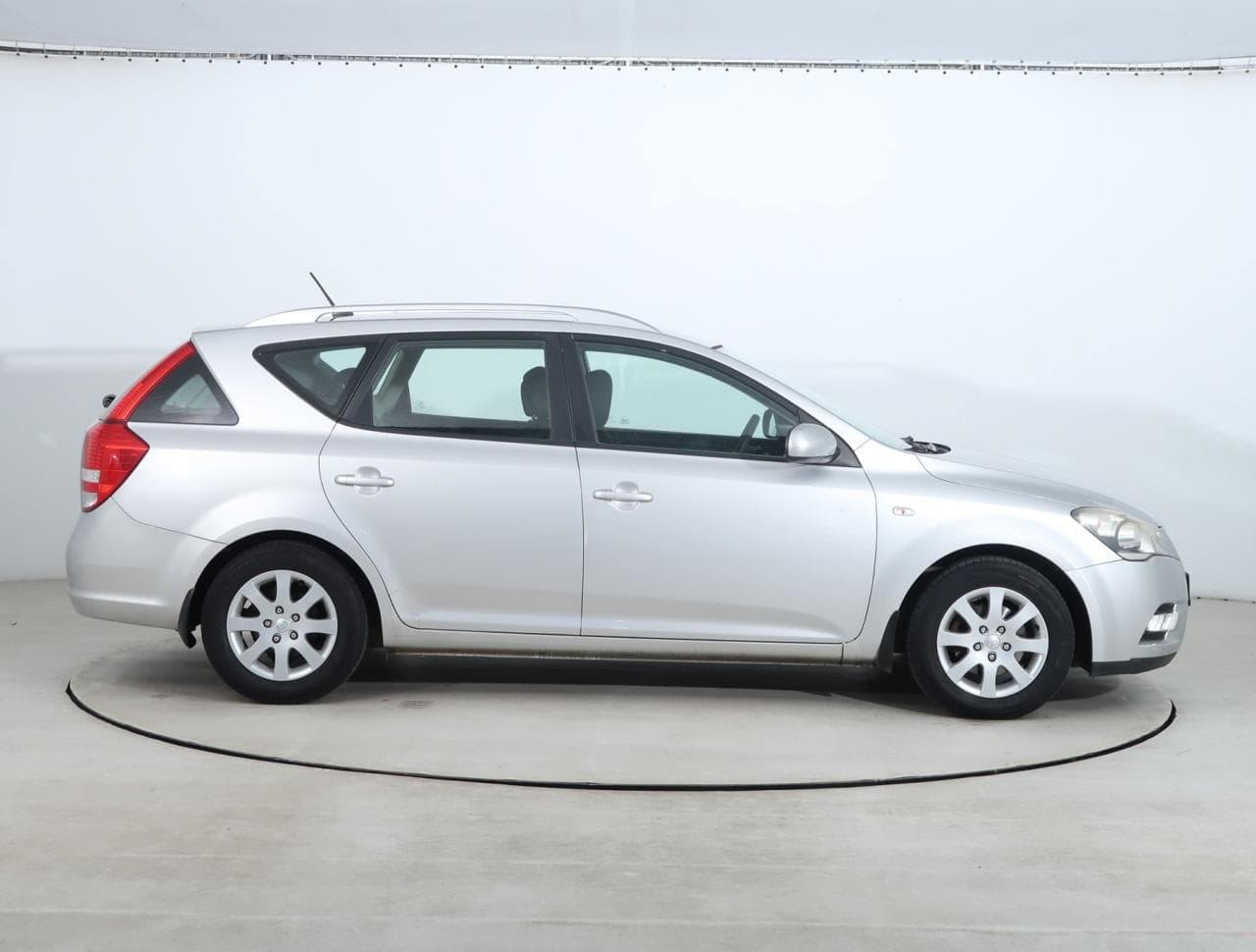 2011 Kia CEE'D - 8