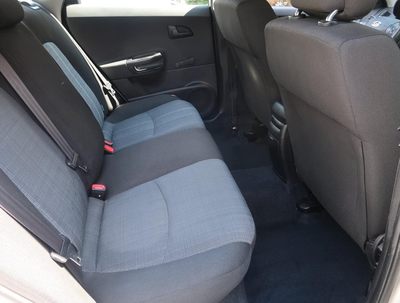 2011 Kia CEE'D - 13
