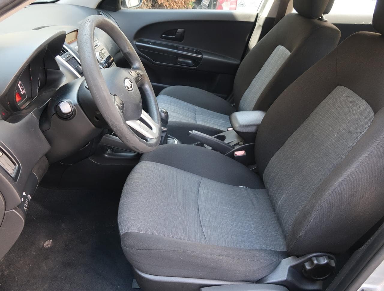 2011 Kia CEE'D - 16