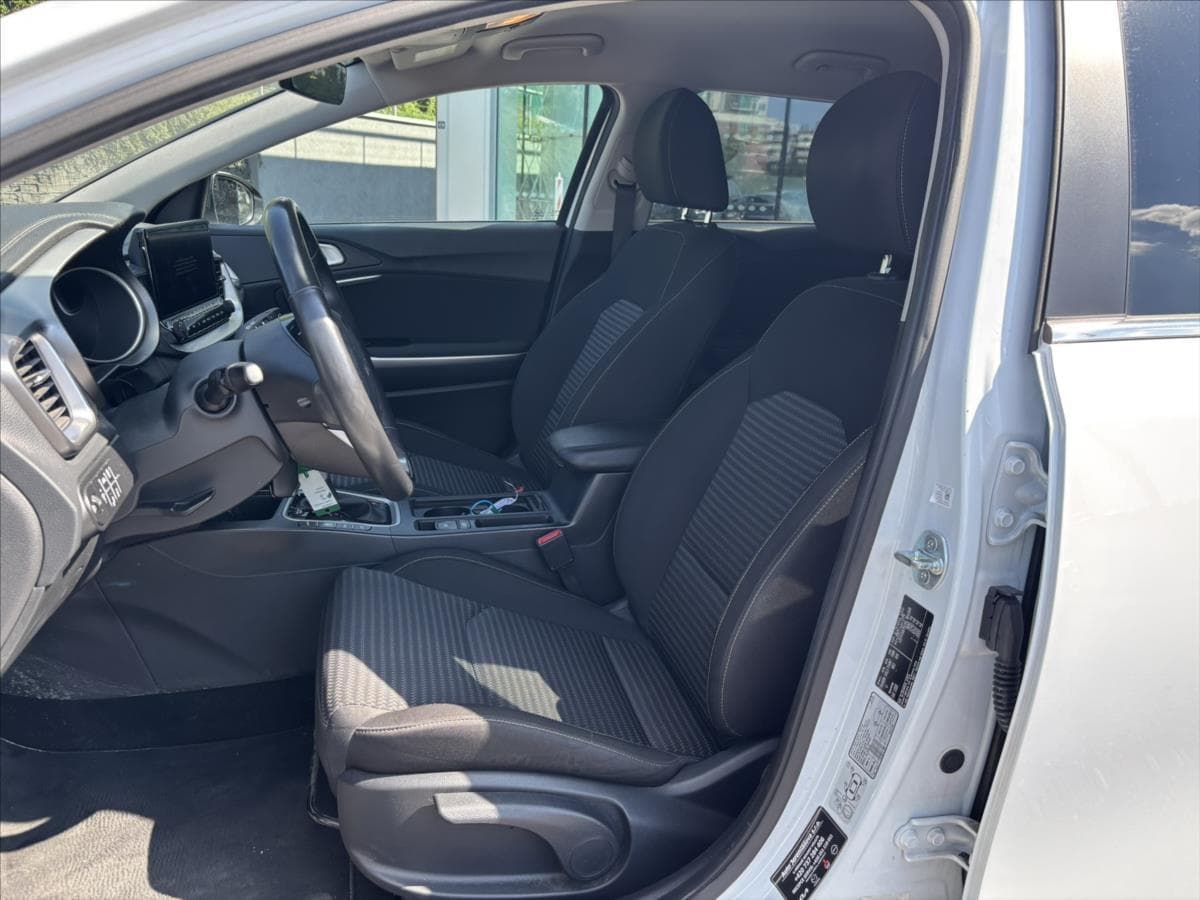 2024 Kia CEE'D - 10