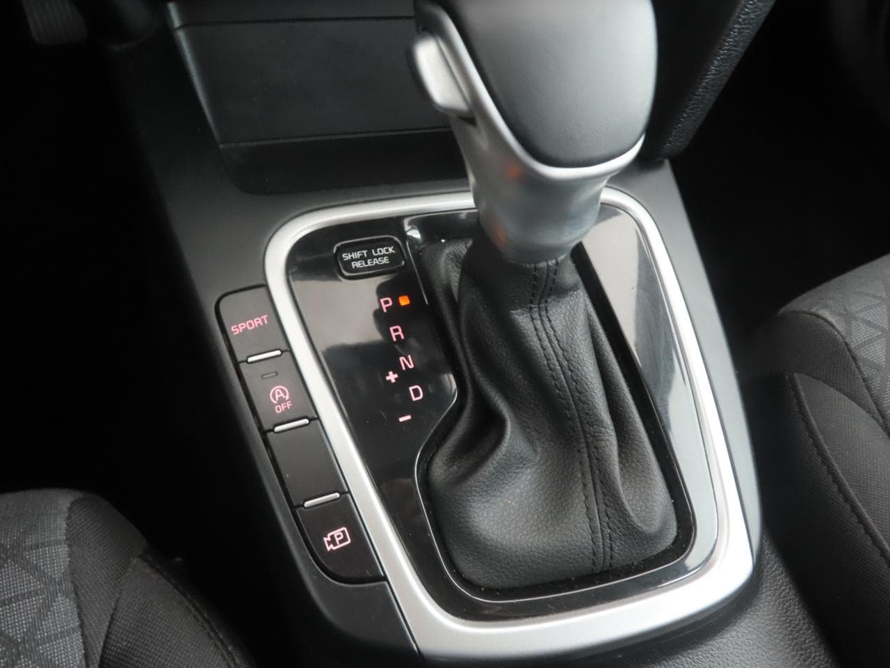 2024 Kia CEE'D - 18
