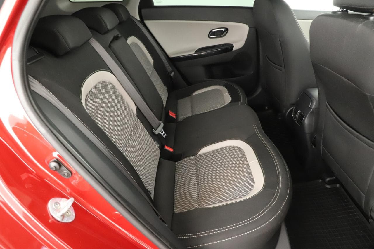 2015 Kia CEE'D - 11
