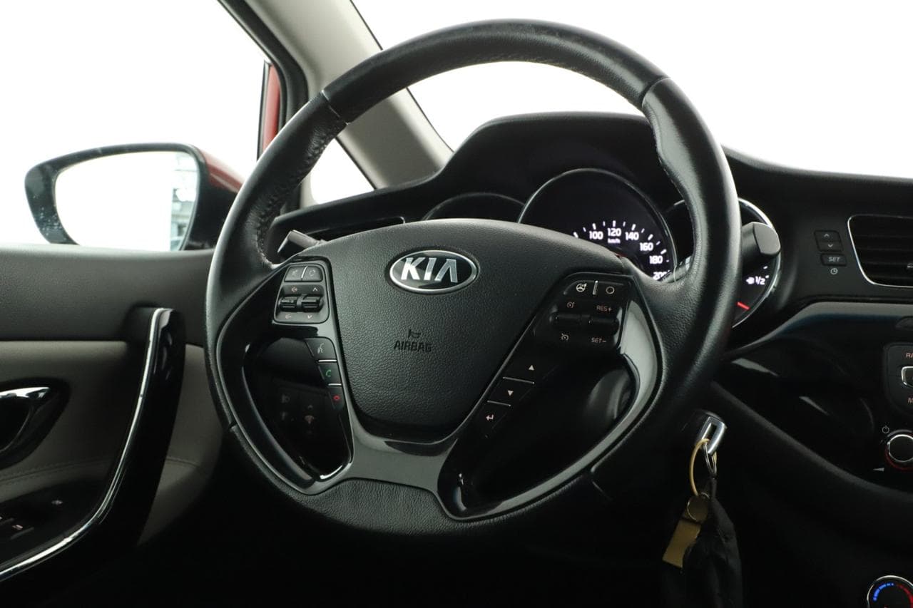 2015 Kia CEE'D - 18