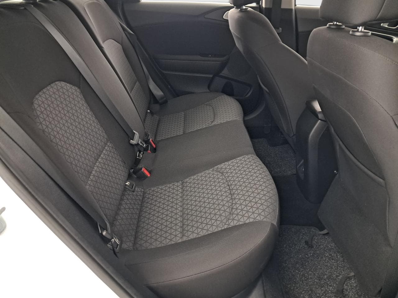2023 Kia CEE'D - 13