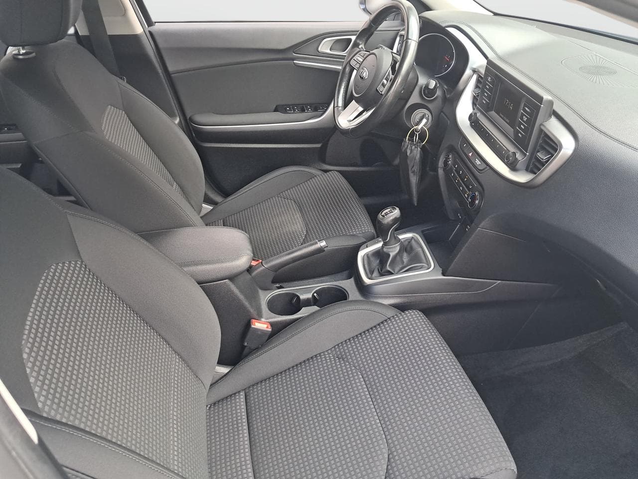 2021 Kia CEE'D - 12