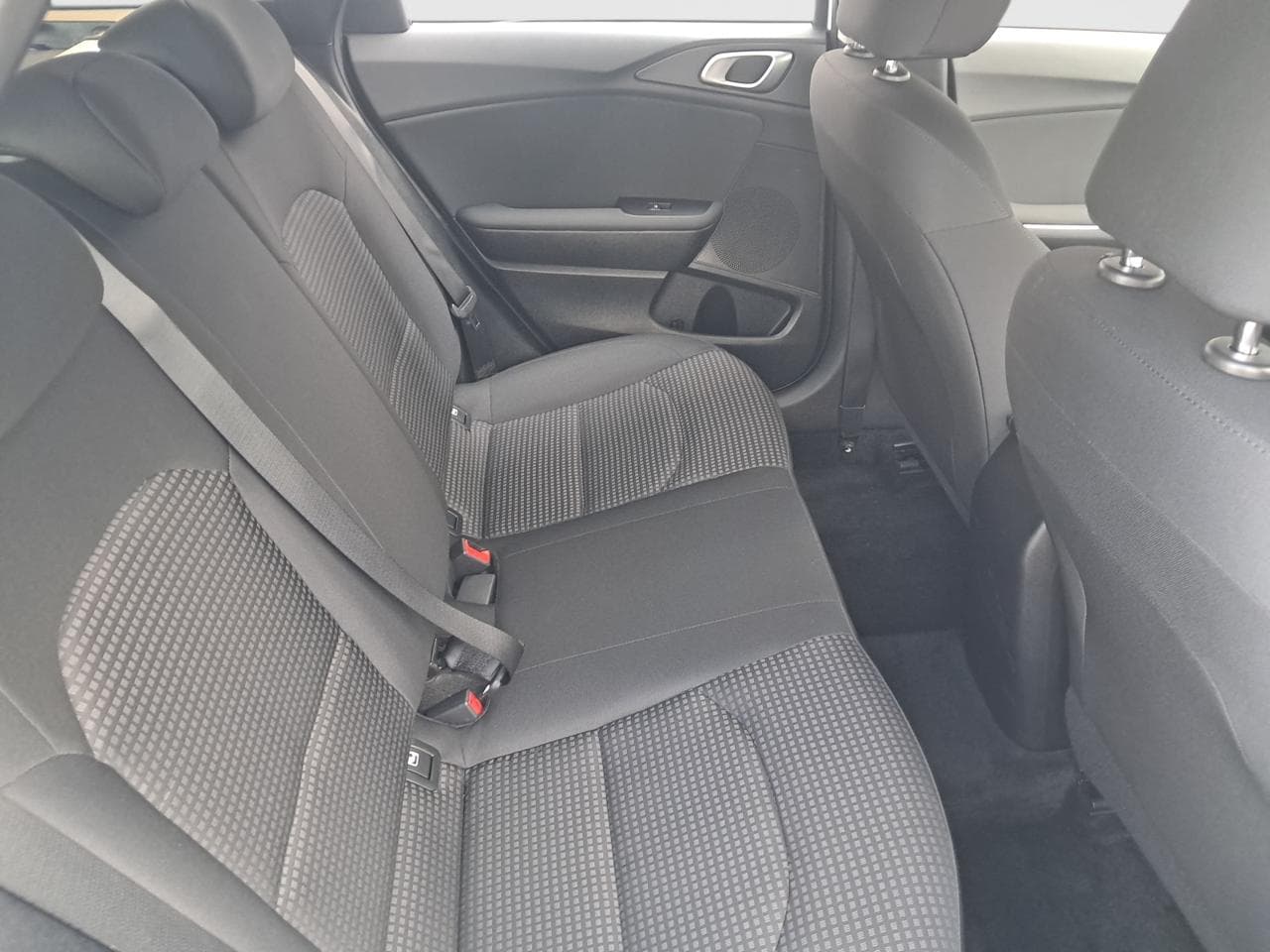 2021 Kia CEE'D - 13