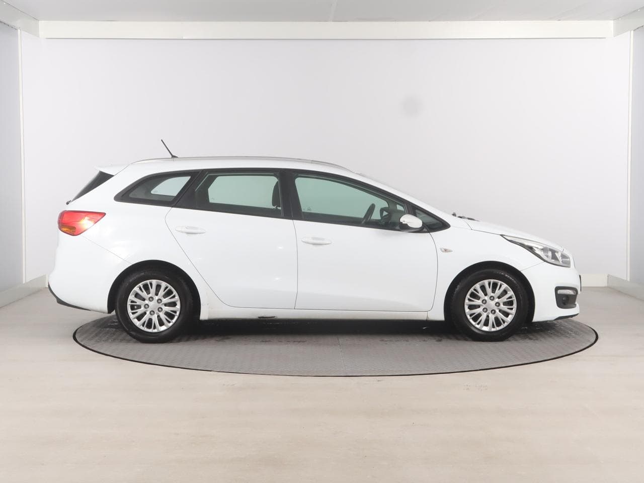 2016 Kia CEE'D - 8