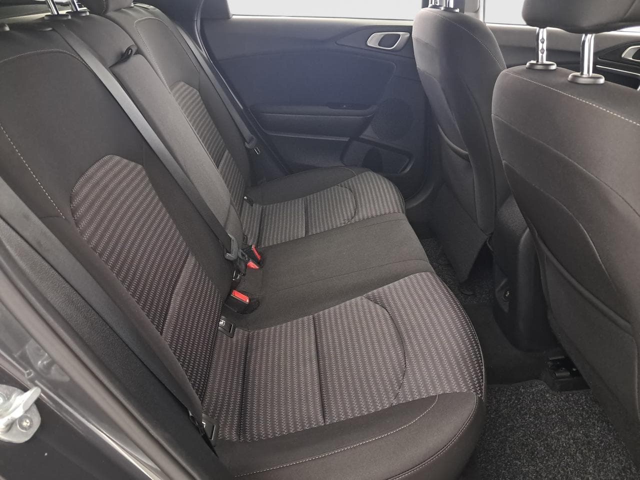 2023 Kia CEE'D - 13