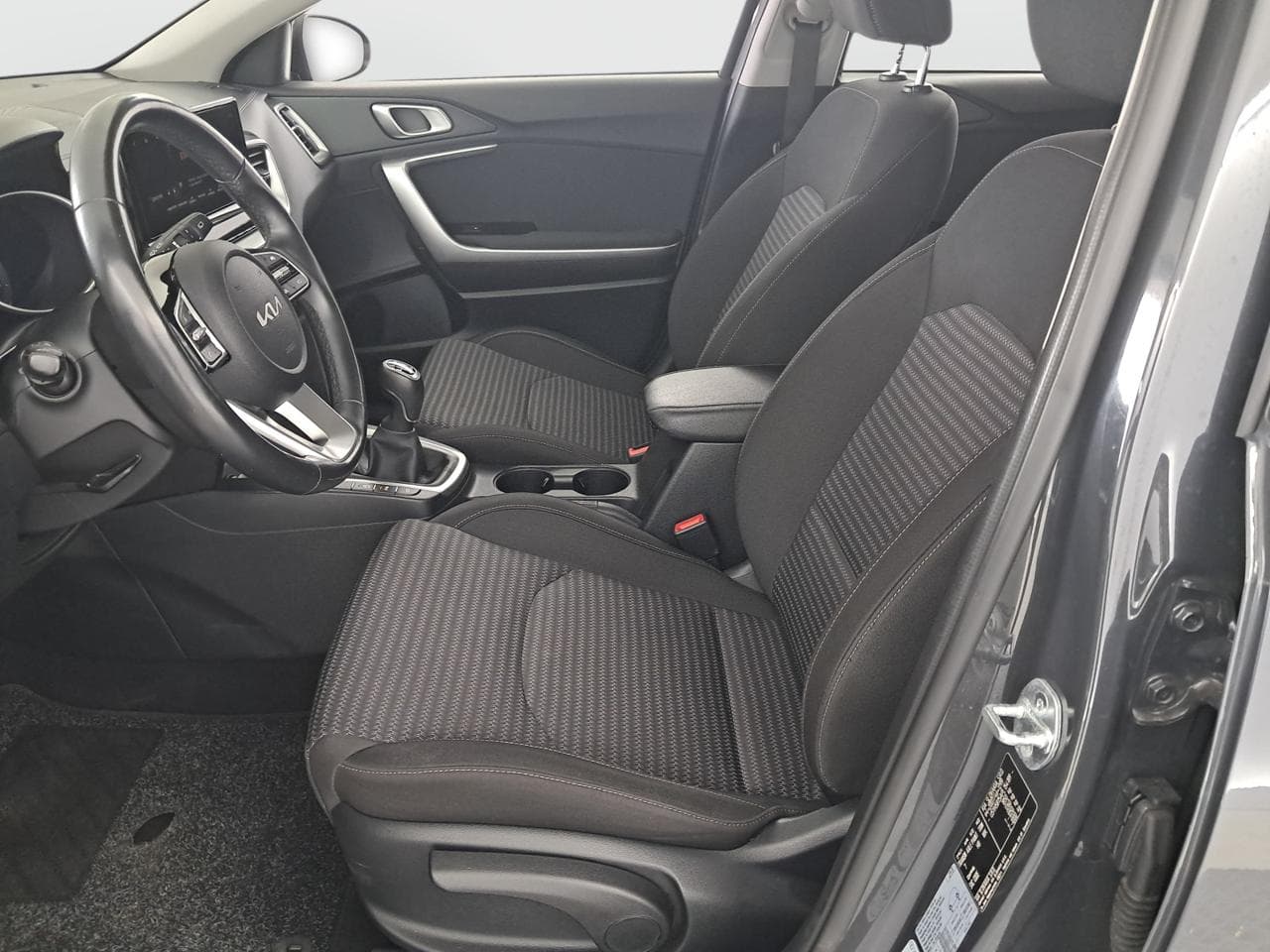 2023 Kia CEE'D - 16
