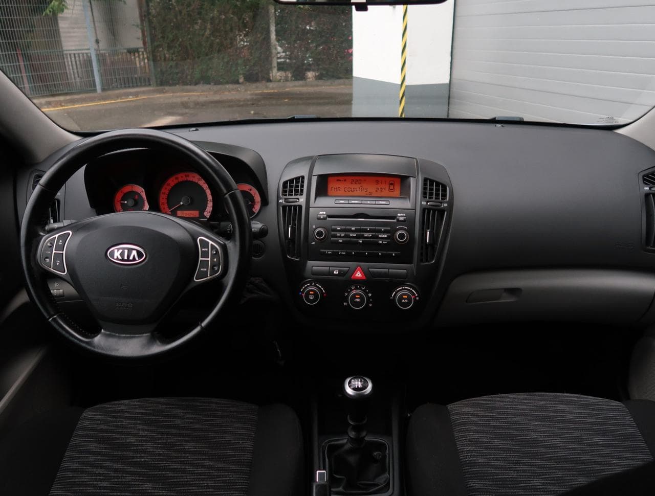 2009 Kia CEE'D - 10