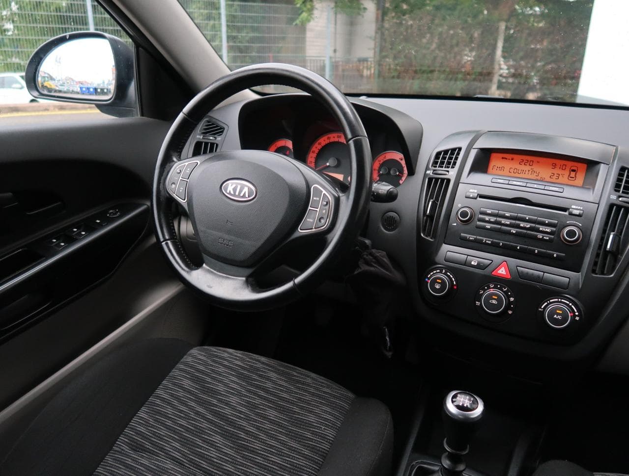 2009 Kia CEE'D - 9