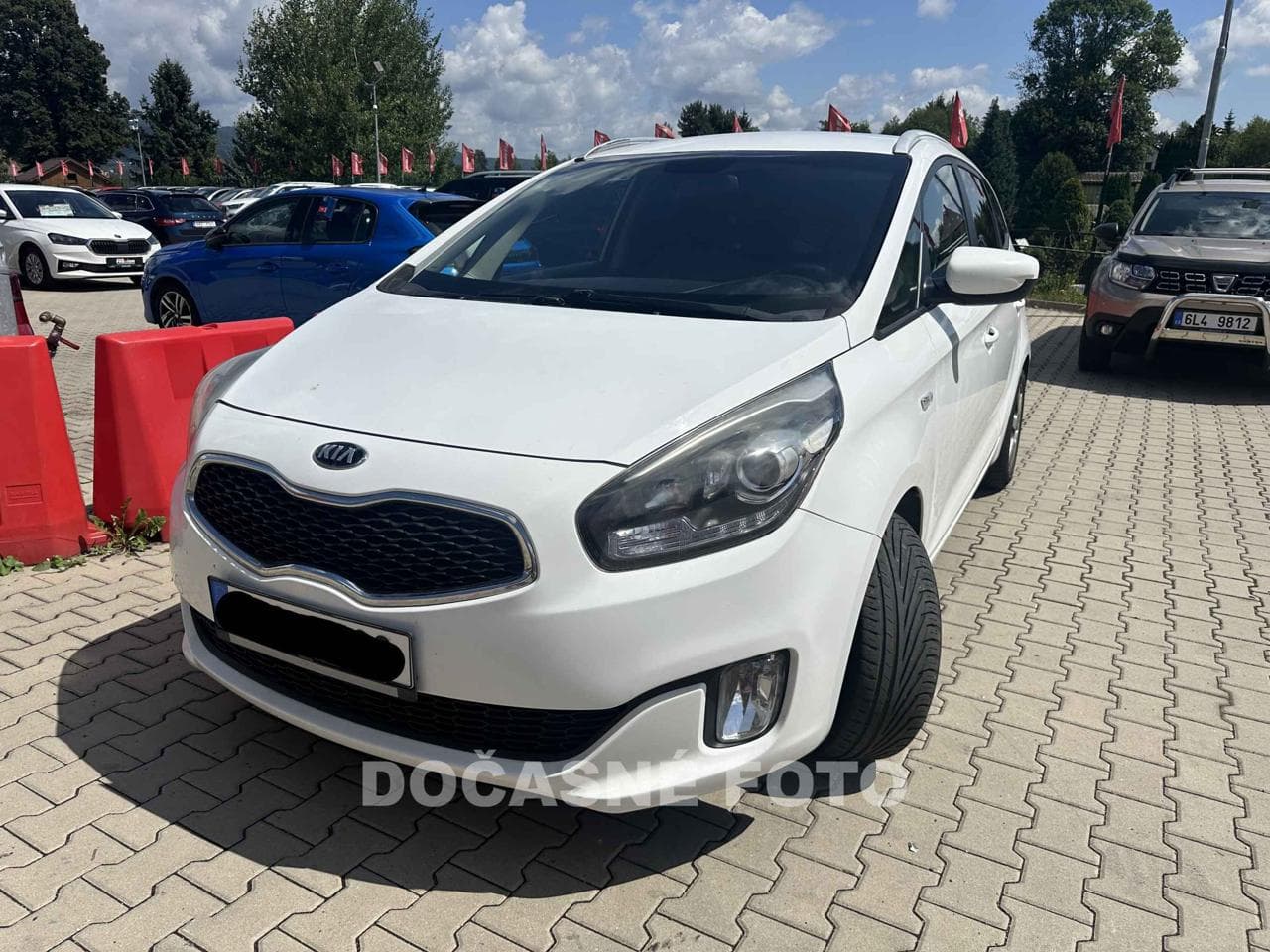 2014 Kia CARENS