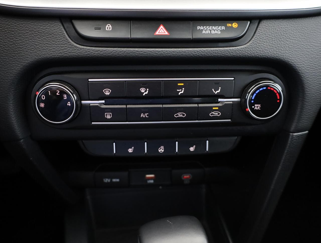 2023 Kia CEE'D - 19