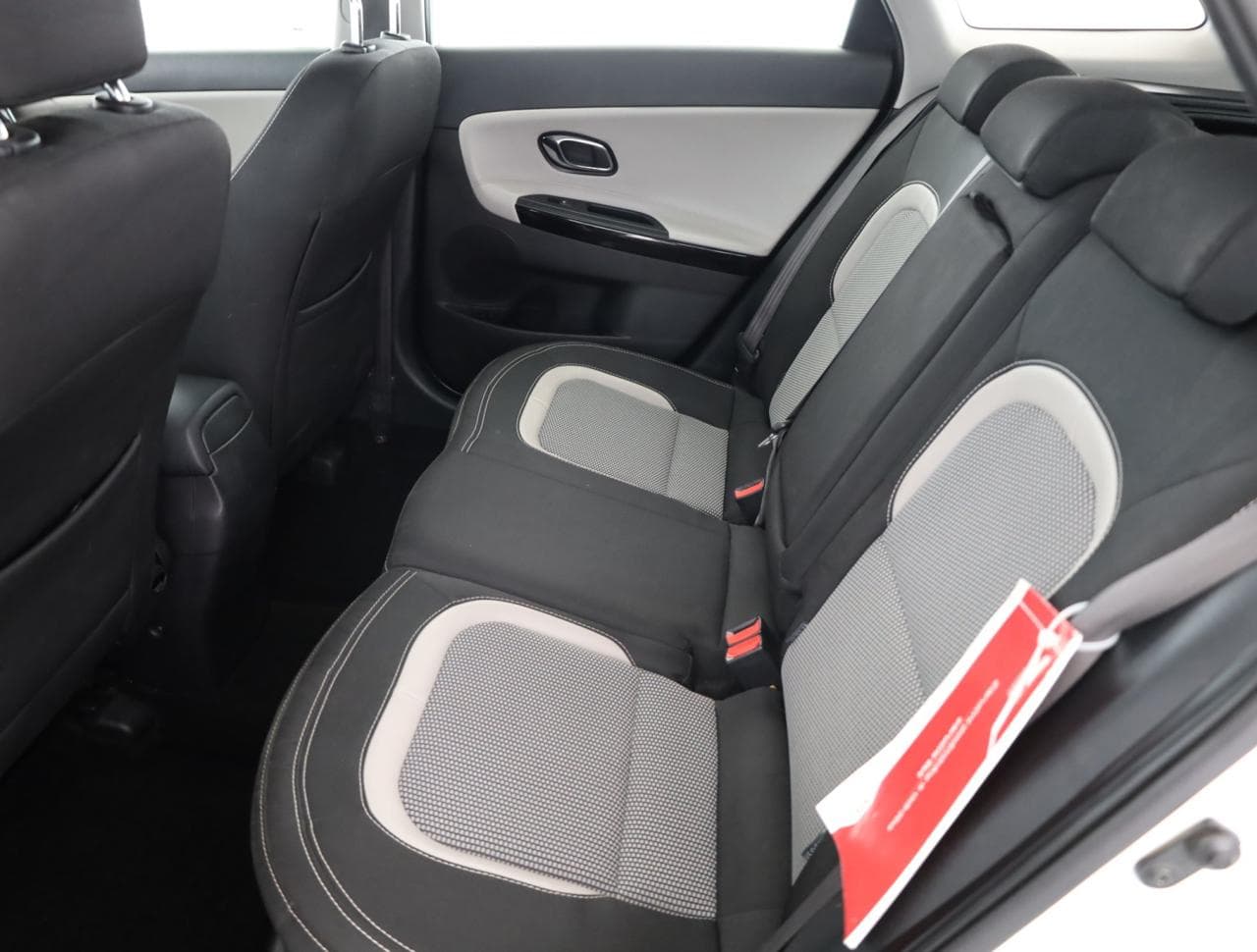 2014 Kia CEE'D - 12